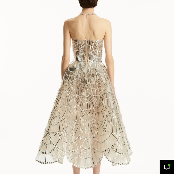 Oscar de La Renta Sequin & Crystal Scallop Embroidered Gown - Picture 3 of 11